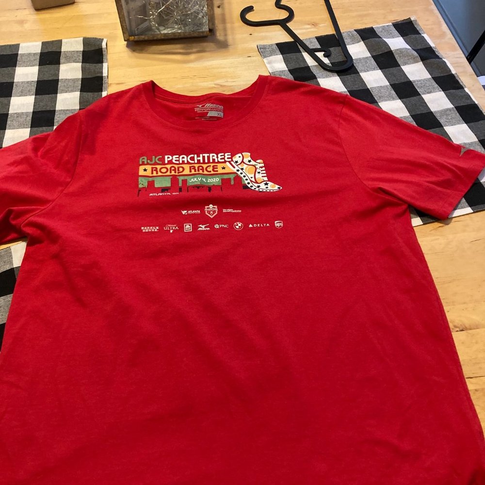 Peachtree Road Race Tee Shirt by Mizuno  XL